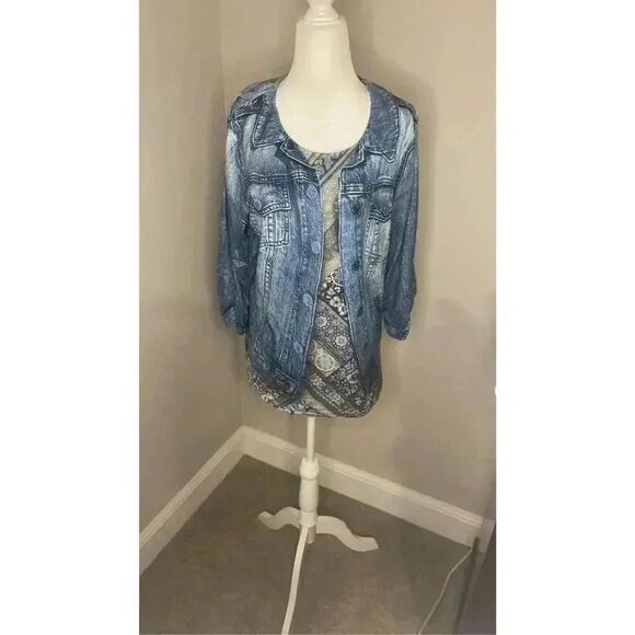 ONE WORLD Tops - One World Women's Acid Wash Denim Jean Jacket Size L‎ Blue Casual